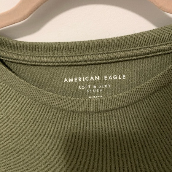 Soft olive long sleeve - Picture 3 of 3